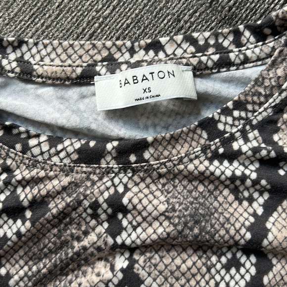 Babaton super soft T - Picture 3 of 3